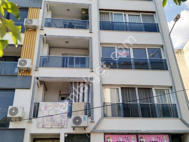Bayrakli, İzmir içerisinde satılık mülk