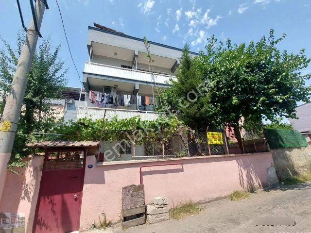 Bayrakli, İzmir içerisinde kiralık mülk