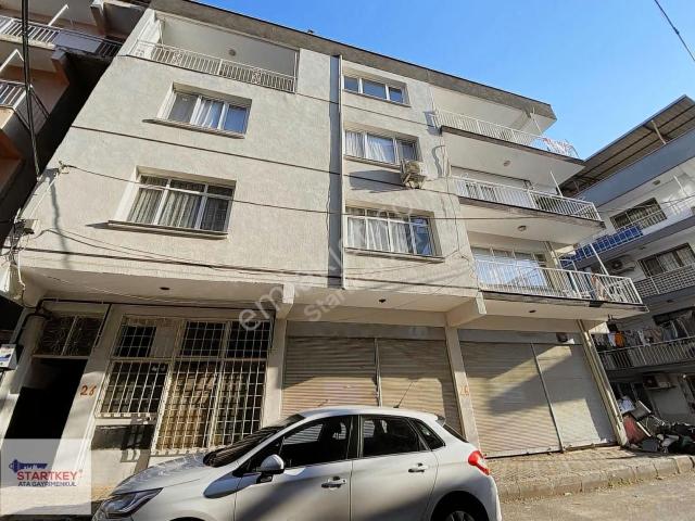 Yamanlar Mahallesi, Bayraklı içerisinde satılık mülk