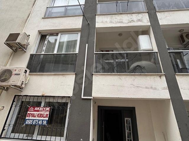 Bayrakli, İzmir içerisinde satılık mülk