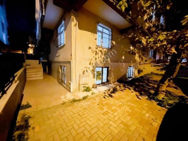 Kocatepe Mahallesi, Bayrampaşa içerisinde satılık mülk