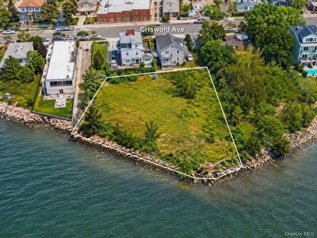 Land for sale in The Bronx, Arverne