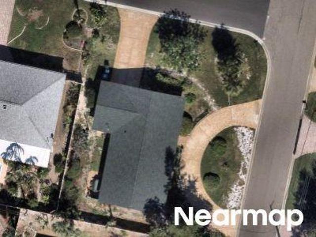 Townhouse for sale in Belleair Beach, Florida