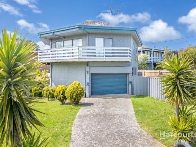 House for sale in Cowes, Victoria