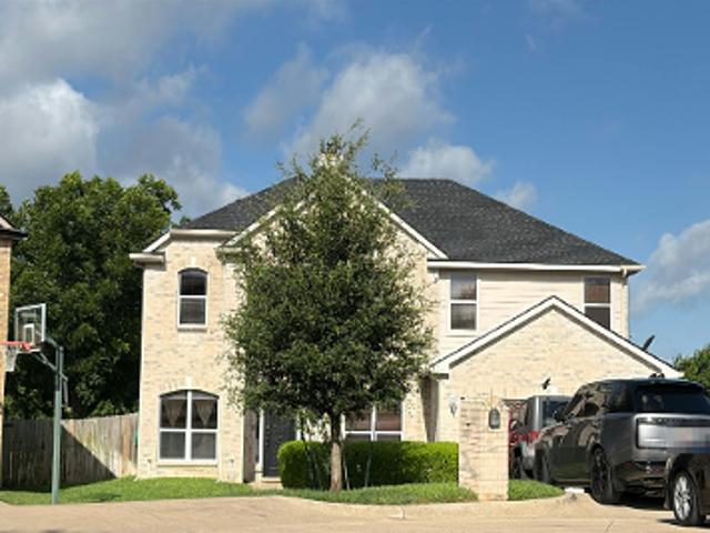 House for sale in Arlington, Texas