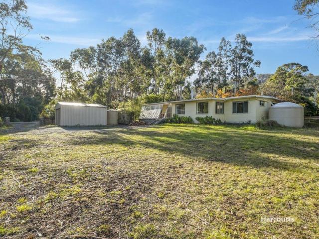 House for sale in Deep Bay, Tasmania