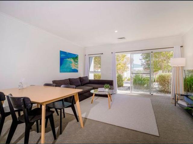 Townhouse for rent in Camerons Creek, Victoria