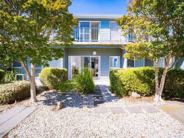 Townhouse for rent in Camerons Creek, Victoria