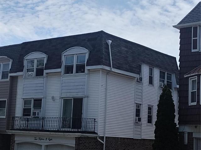 House for sale in Queens County, New York