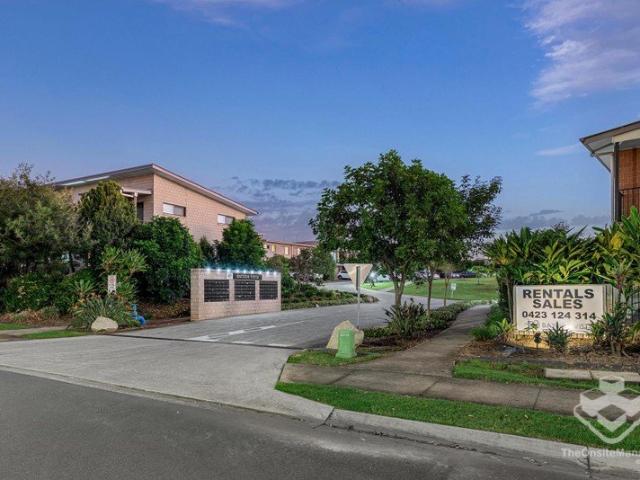 Townhouse for rent in Toombul, Queensland