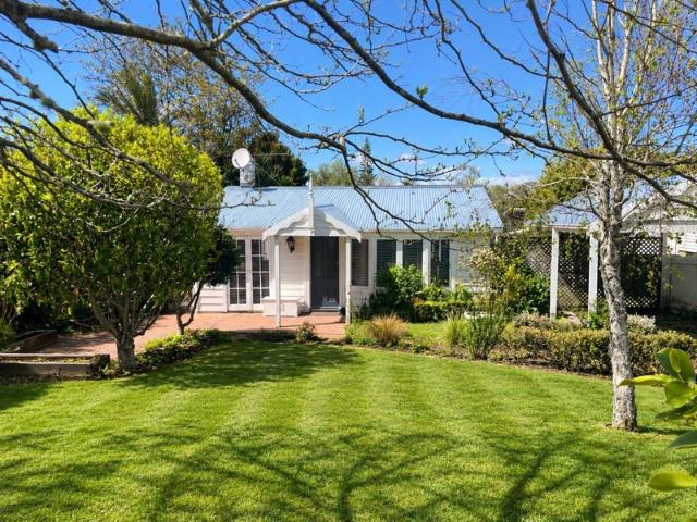 House for rent in Belmont, Devonport-Takapuna