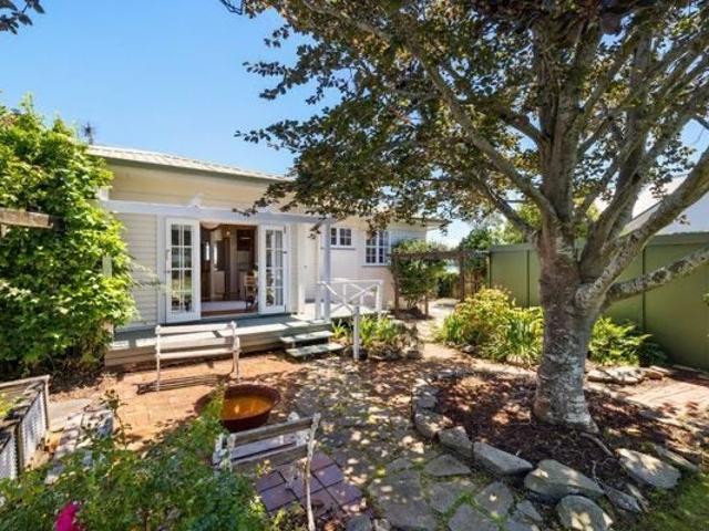 House for rent in Wairau Valley