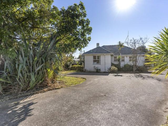 House for rent in Wairau Valley