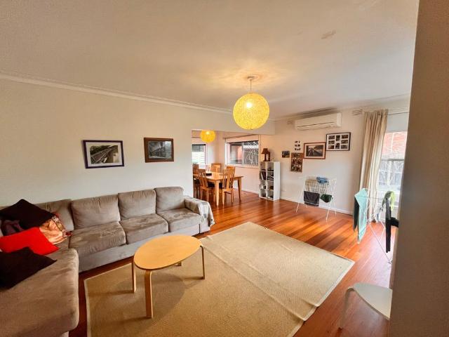 Room for rent in Camerons Creek, Victoria
