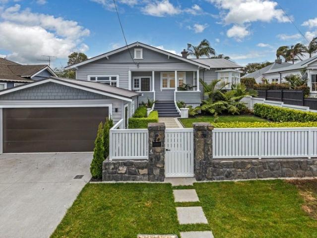 House for rent in Wairau Valley