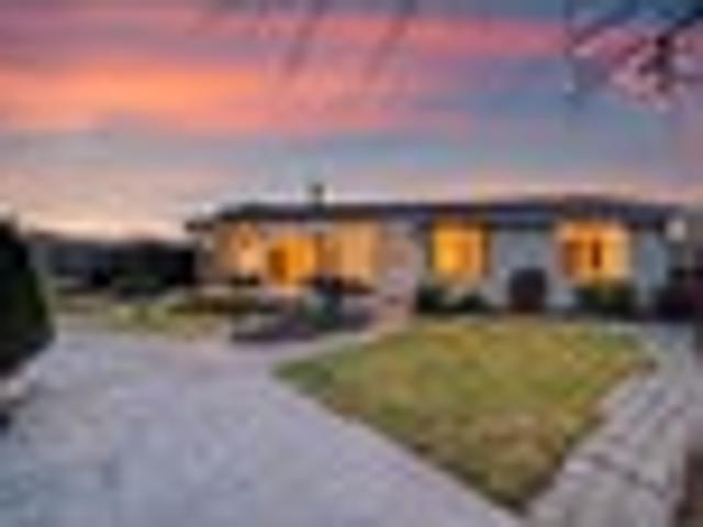 House for sale in Chaslands, Canterbury