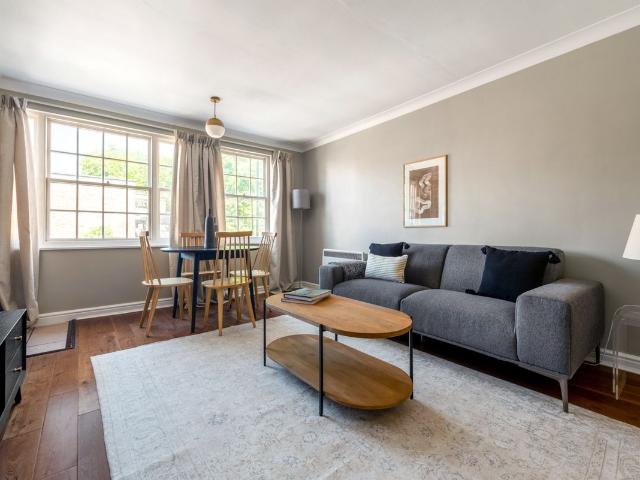 Apartment for rent in Bayswater, Greater London