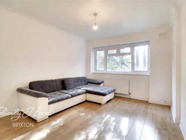 House for rent in Brixton, Greater London