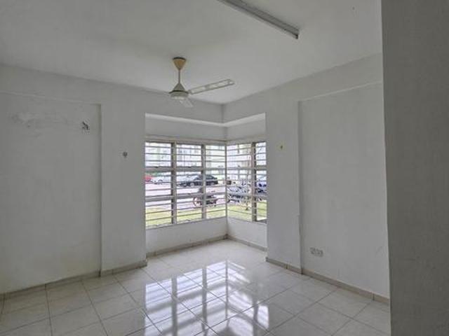 Townhouse for sale in Nilai, Negeri Sembilan