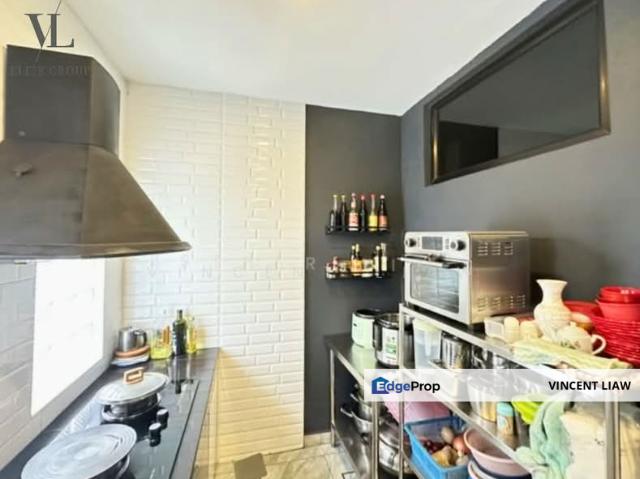 House for sale in Petaling, Damansara Damai