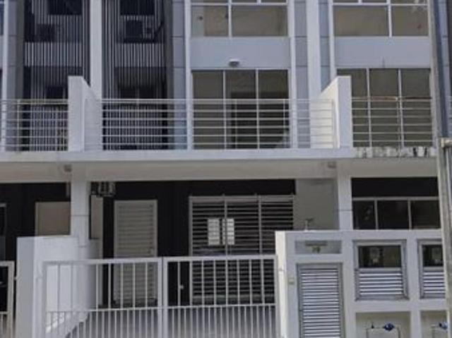 House for sale in Kajang, Langat