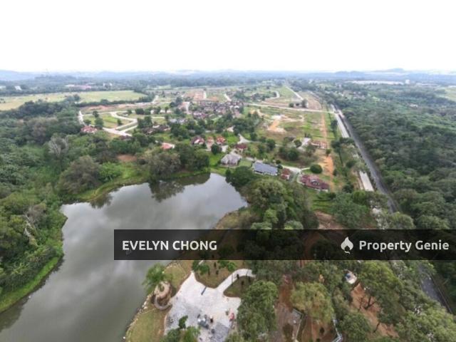 Property for sale in Bayu Lakehomes, Seremban