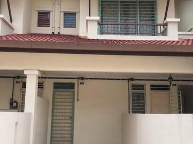 Townhouse for sale in Petaling, Subang Jaya