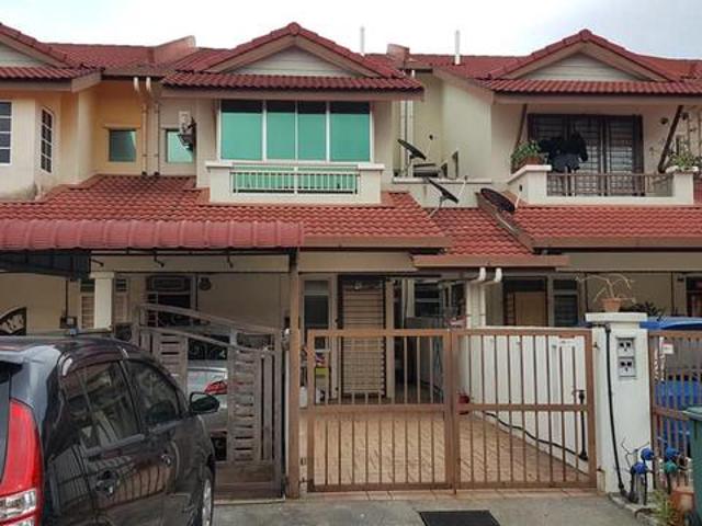 Townhouse for sale in Petaling, Subang Jaya