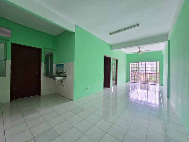 Apartment for sale in Port Klang, Selangor