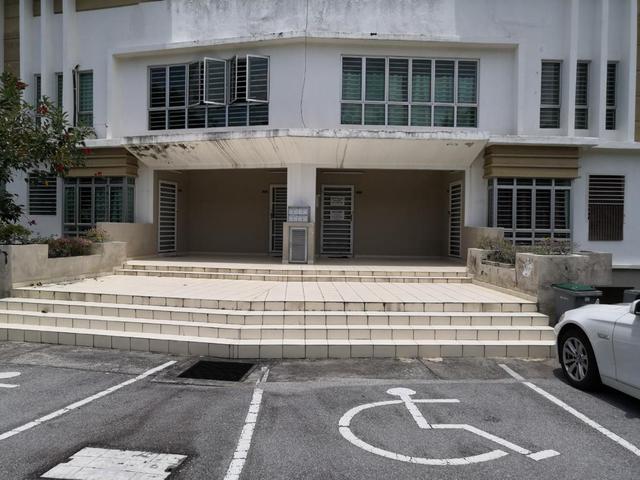 Townhouse for sale in Nilai, Negeri Sembilan