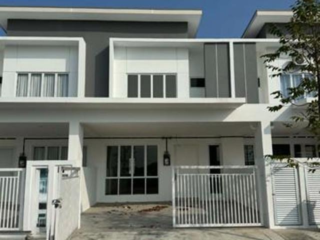 Terraced House for sale in Sendayan Village, Negeri Sembilan