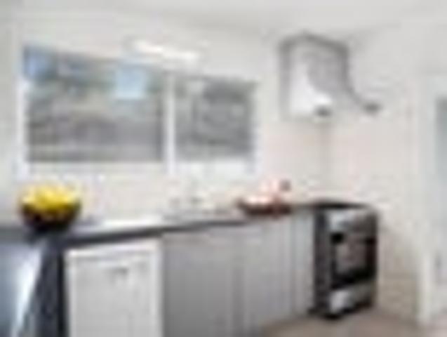 House for rent in Glenfield, Kaipātiki