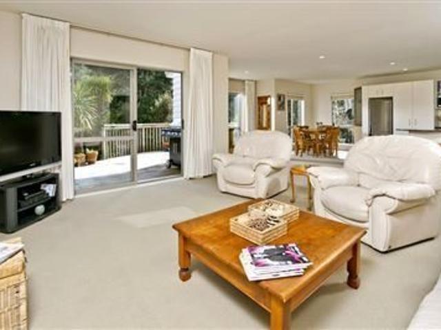 House for rent in Wairau Valley