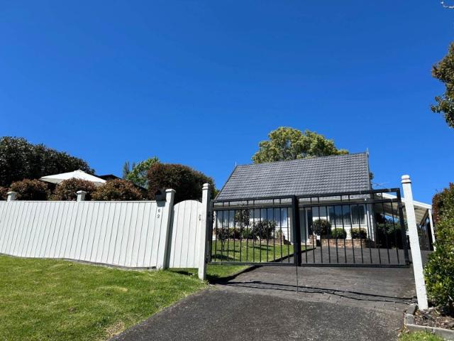 House for rent in Bayview, Kaipātiki