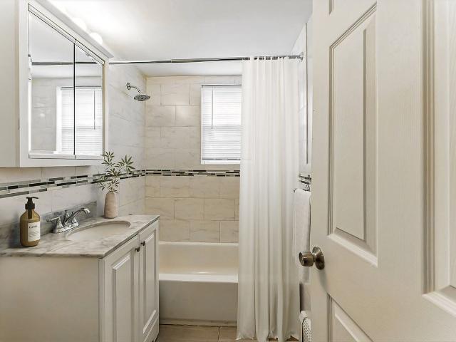 Apartment for rent in Nassau, New York