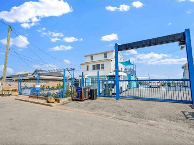 Land for sale in Rosedale, New York