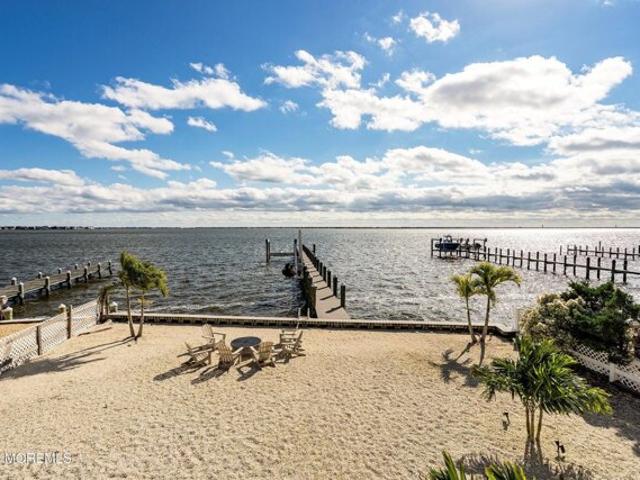 House for sale in Normandy Beach, New Jersey