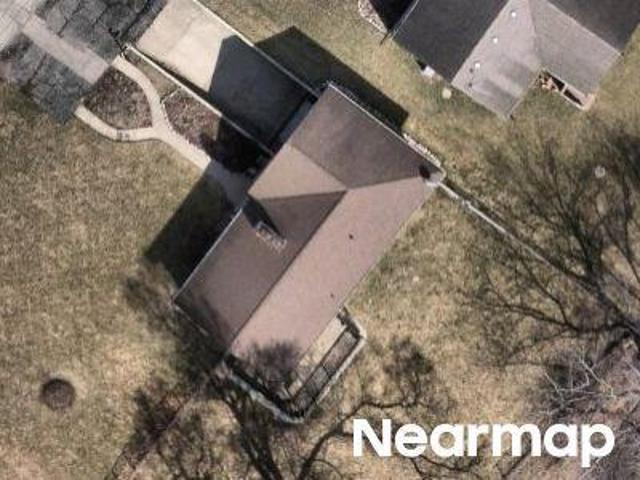 House for sale in Mchenry, Illinois