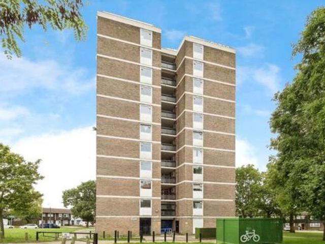 House for sale in Chigwell, Epping