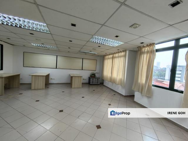 Shop for rent in Fettes Park, George Town