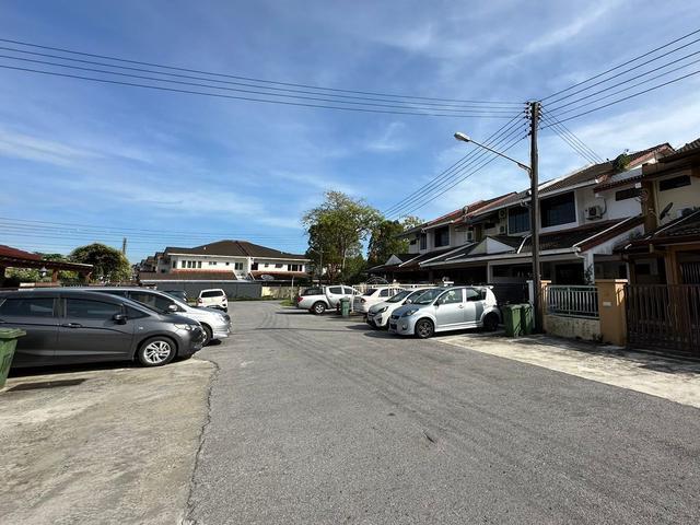 Terraced House for rent in Kuching