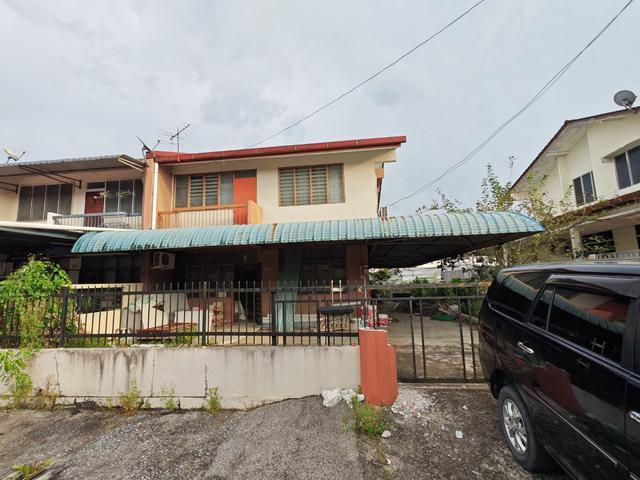 Terraced House for sale in Kuching