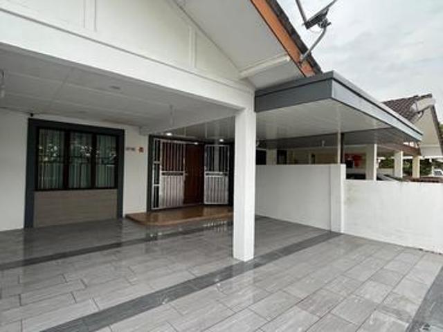Terraced House for rent in Kuching, Sarawak