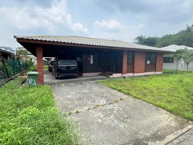 Bungalow for rent in Kuching, Sarawak
