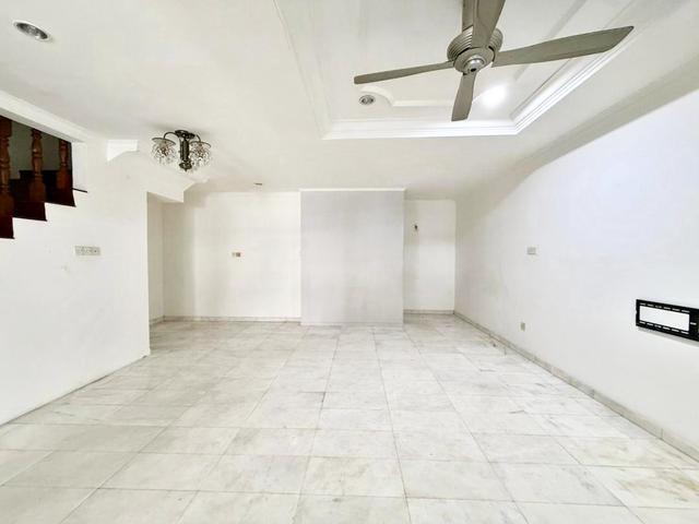 Terraced House for rent in Kuching