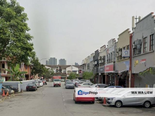 Shop for sale in Petaling, Damansara Damai