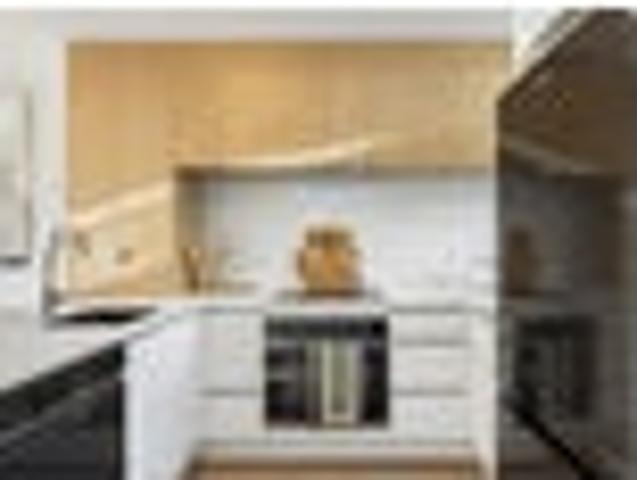 Townhouse for sale in Paremoremo