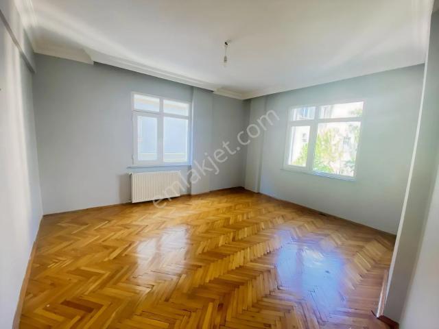 Dikilitaş Mahallesi, Beşiktaş içerisinde kiralık mülk