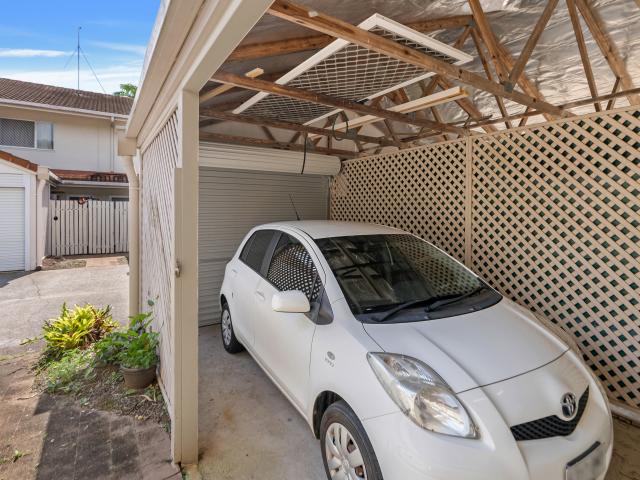 Apartment for sale in Manoora, Queensland
