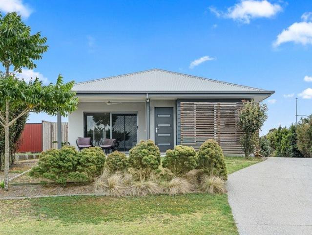 Duplex for sale in Kawungan, Hervey Bay